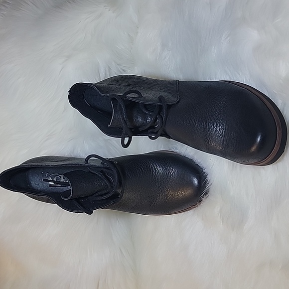Kork-Ease Shoes - Kork-Ease Black Brown Leather Roana Lace Up Ankle Boots Heeled Booties Size 8 M